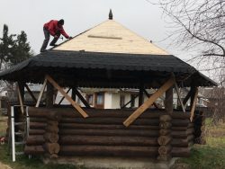 Acoperis foisor cu sindrila bituminoasa